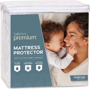 SafeRest Mattress Protector – Queen