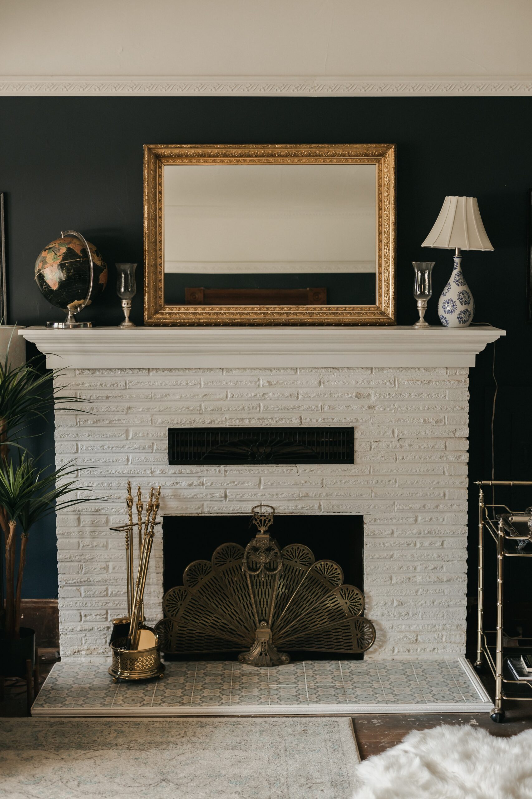 Tips on painting a brick fireplace