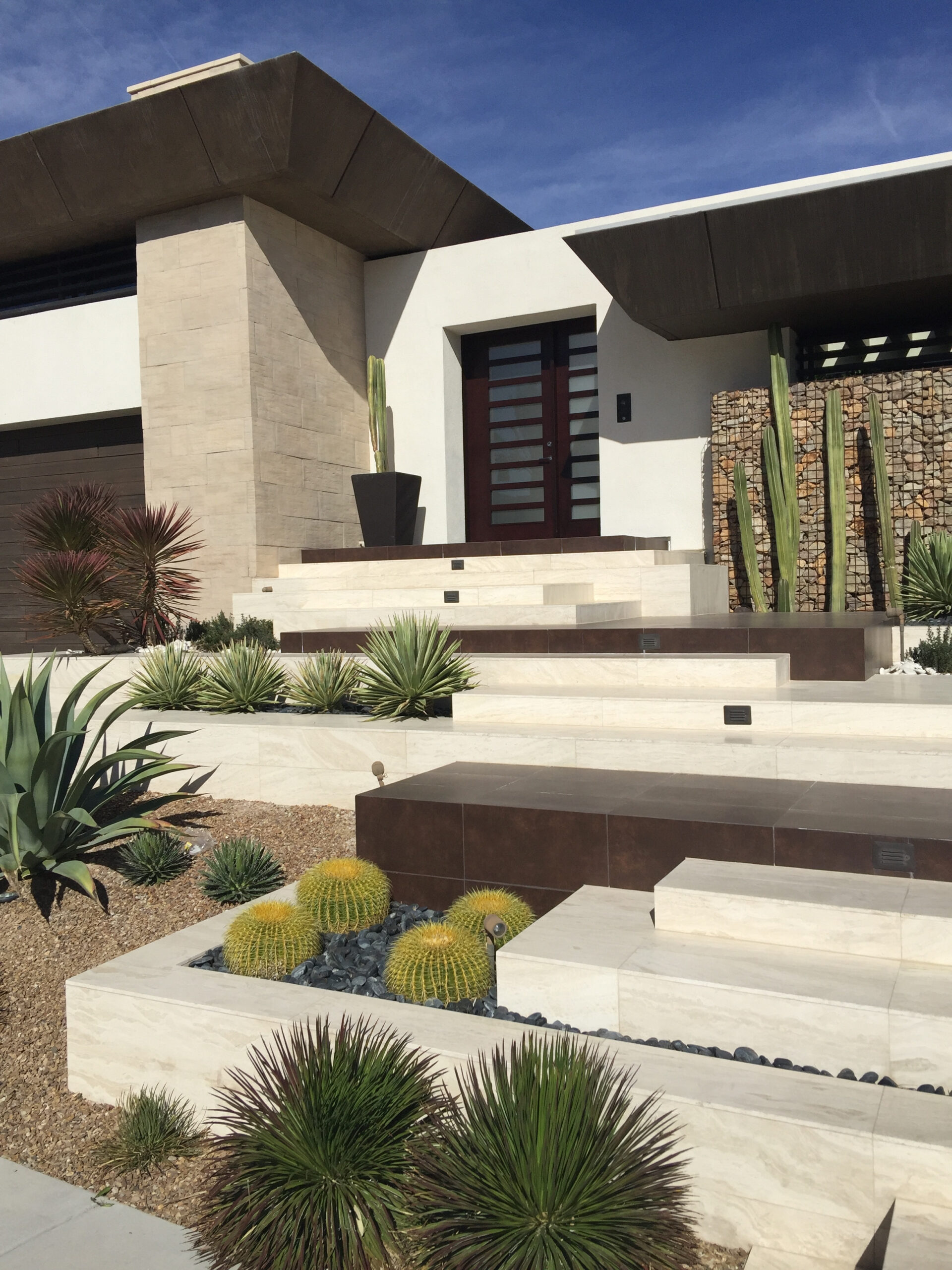 Is Xeriscaping the Right Landscaping Choice for You? - Home & Texture