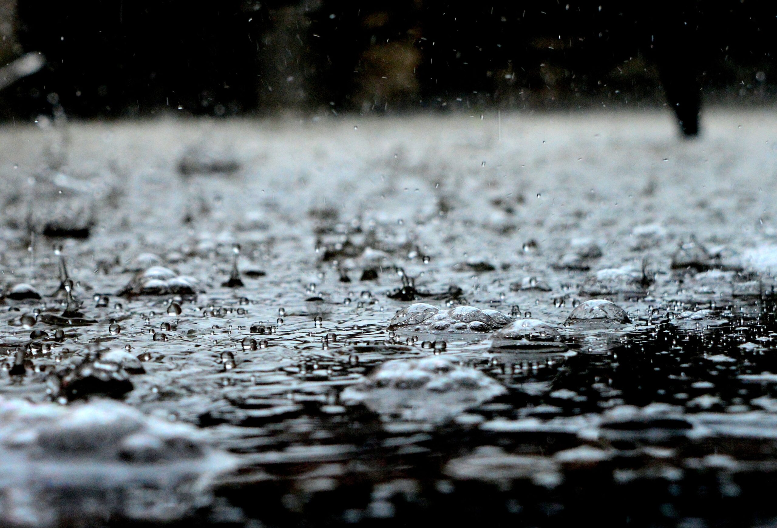 A closeup of heavy rainfall 