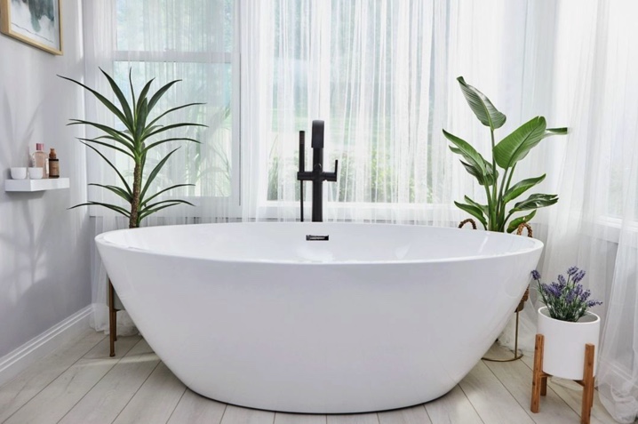 A modern, white luxury spa