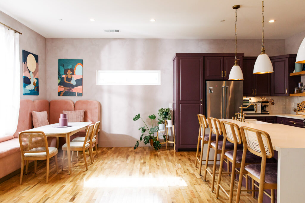 How to Create Your Own DIY Breakfast Nook like René Daniella - Home ...