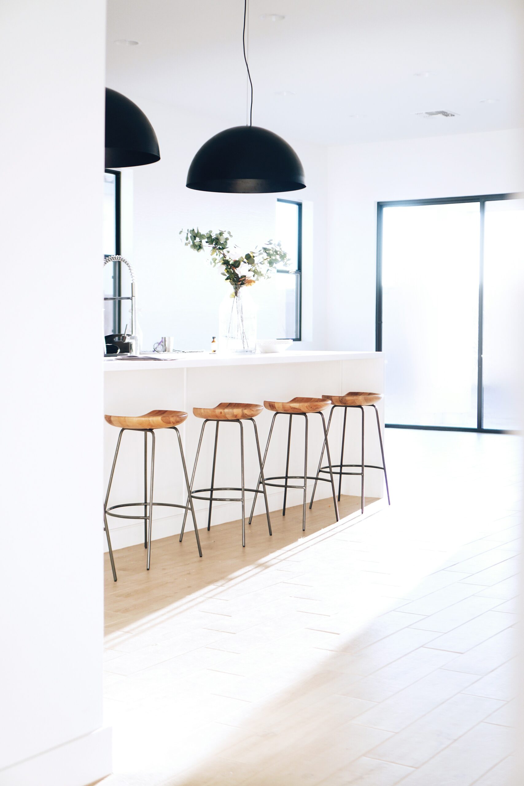 These Are The Lighting Trends You Can Expect To See In 2024 Home   Josh Hemsley QPZWOXjUPtI Unsplash Scaled 