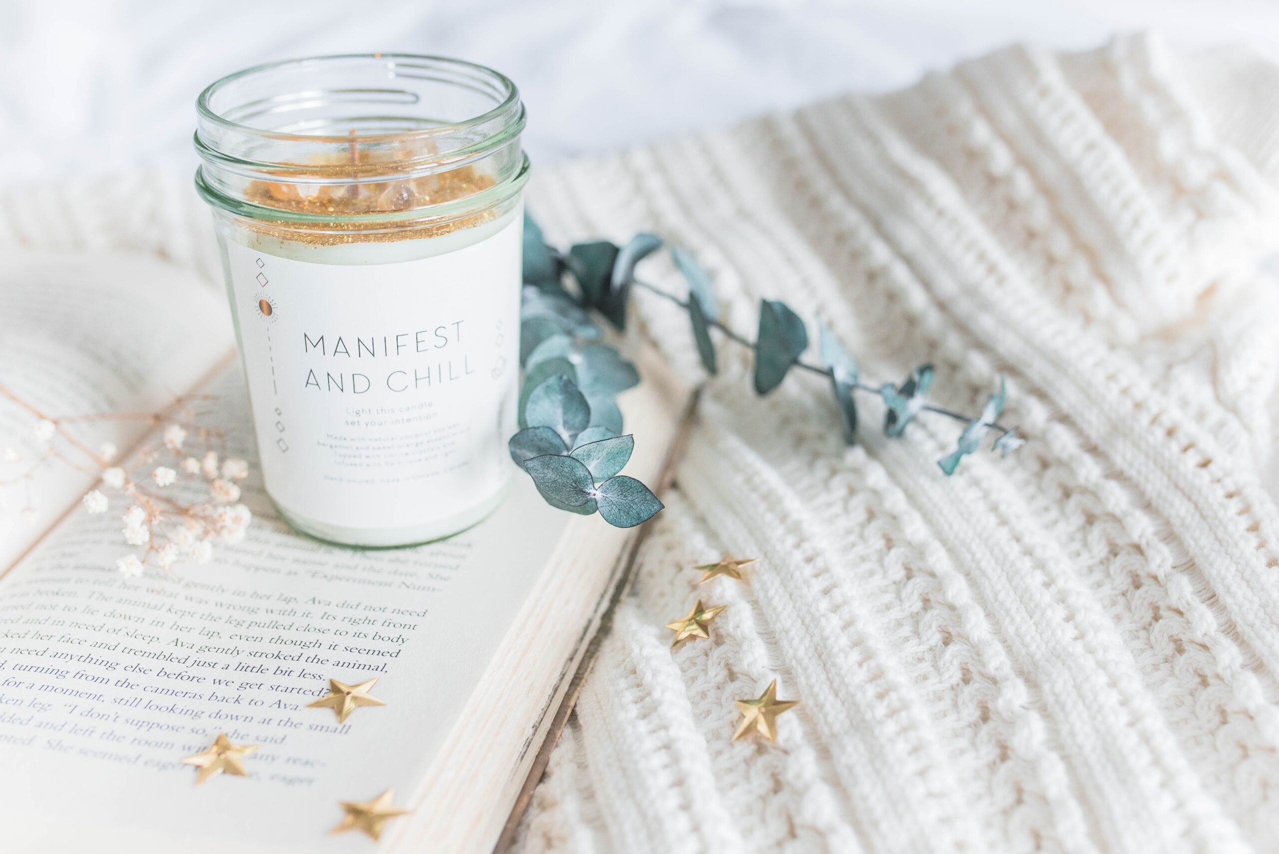 Include candles, wax melts, incense, room sprays or diffusers in your zen room for peaceful meditation sessions. Pictured: A candle