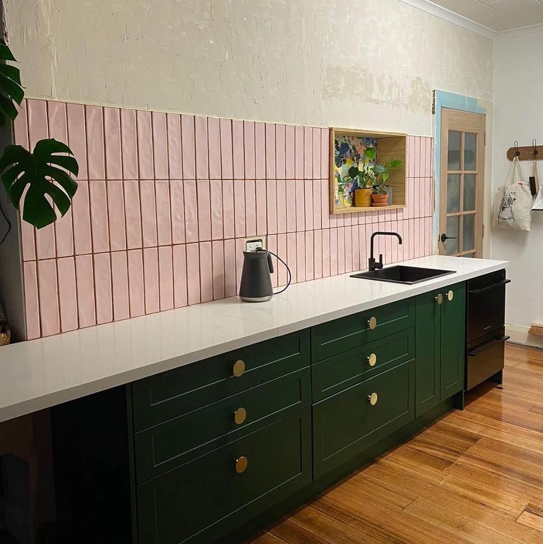 pink kitchen backsplash