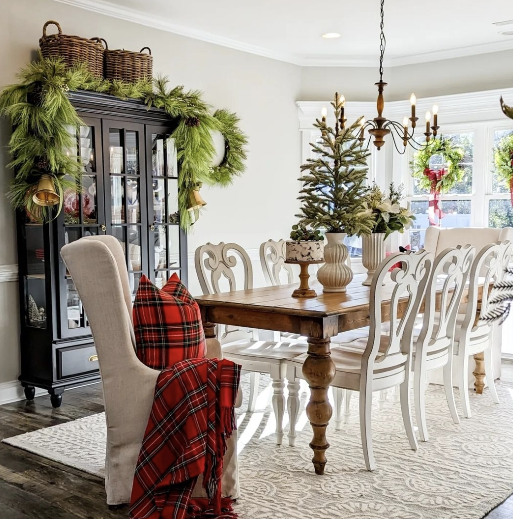 How To Incorporate Plaid in Your Home Without Looking Outdated - Home ...
