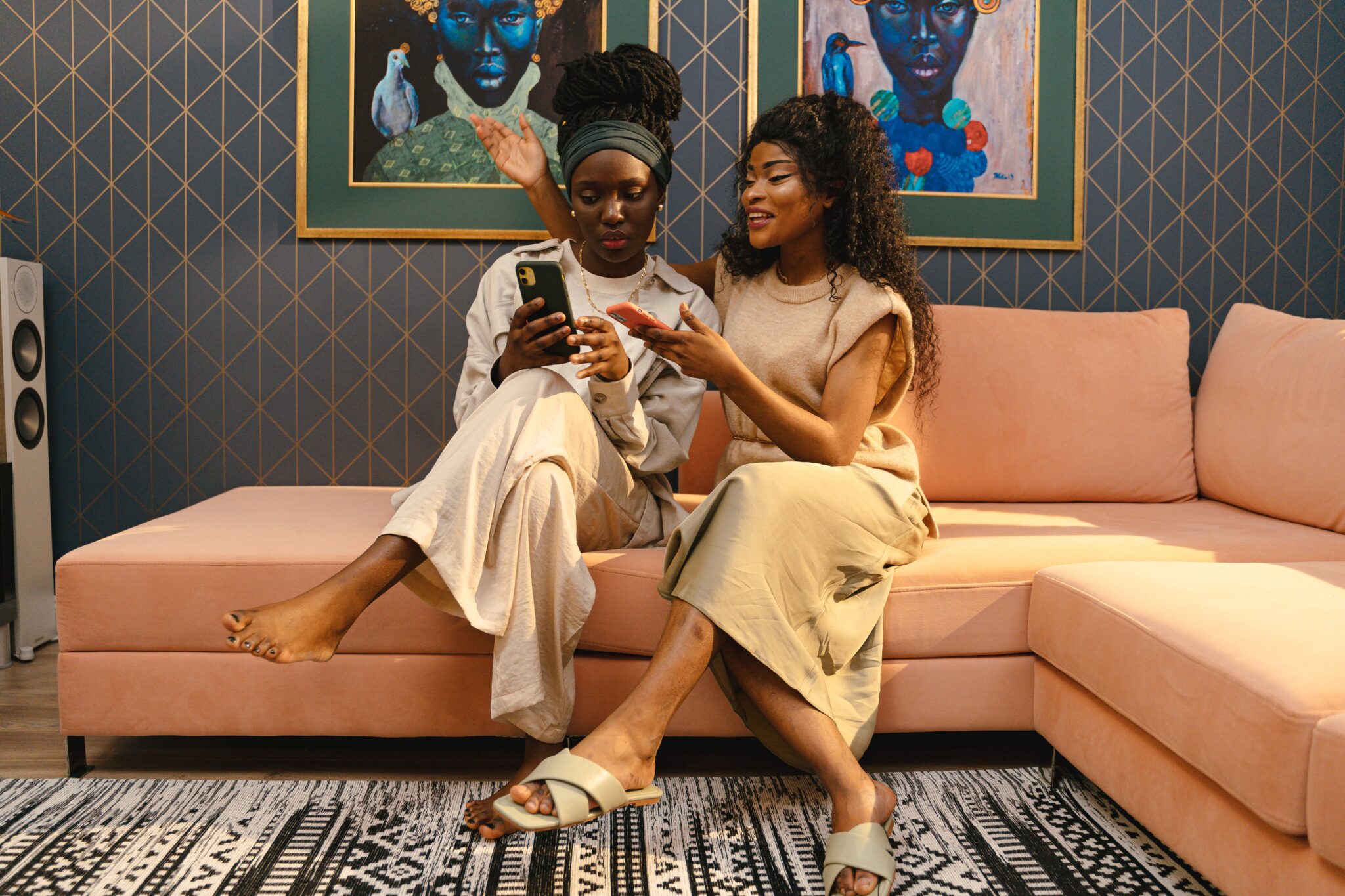 5 Design Tips to Make Your Couch Look More Expensive - Home & Texture