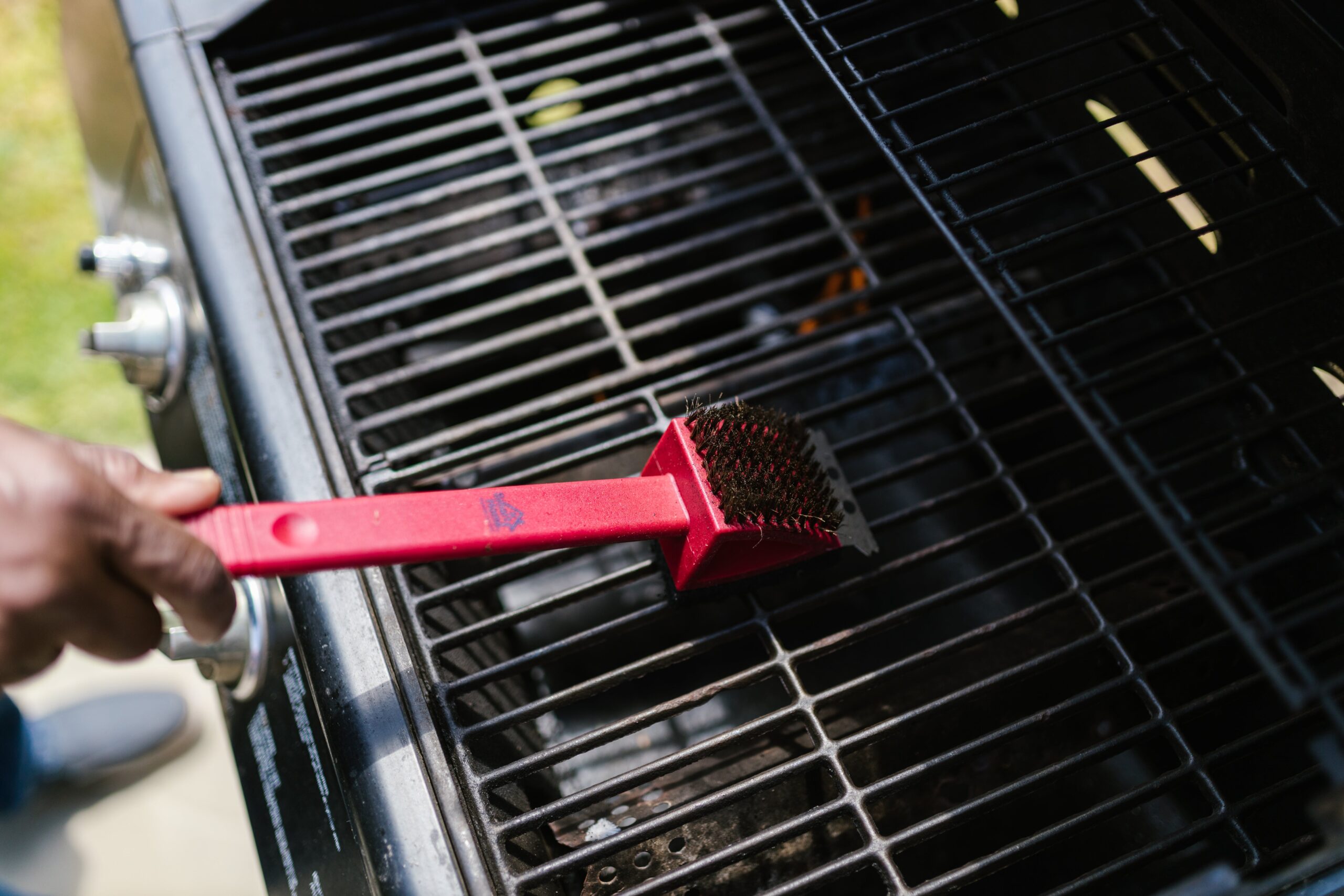 cleaning grill