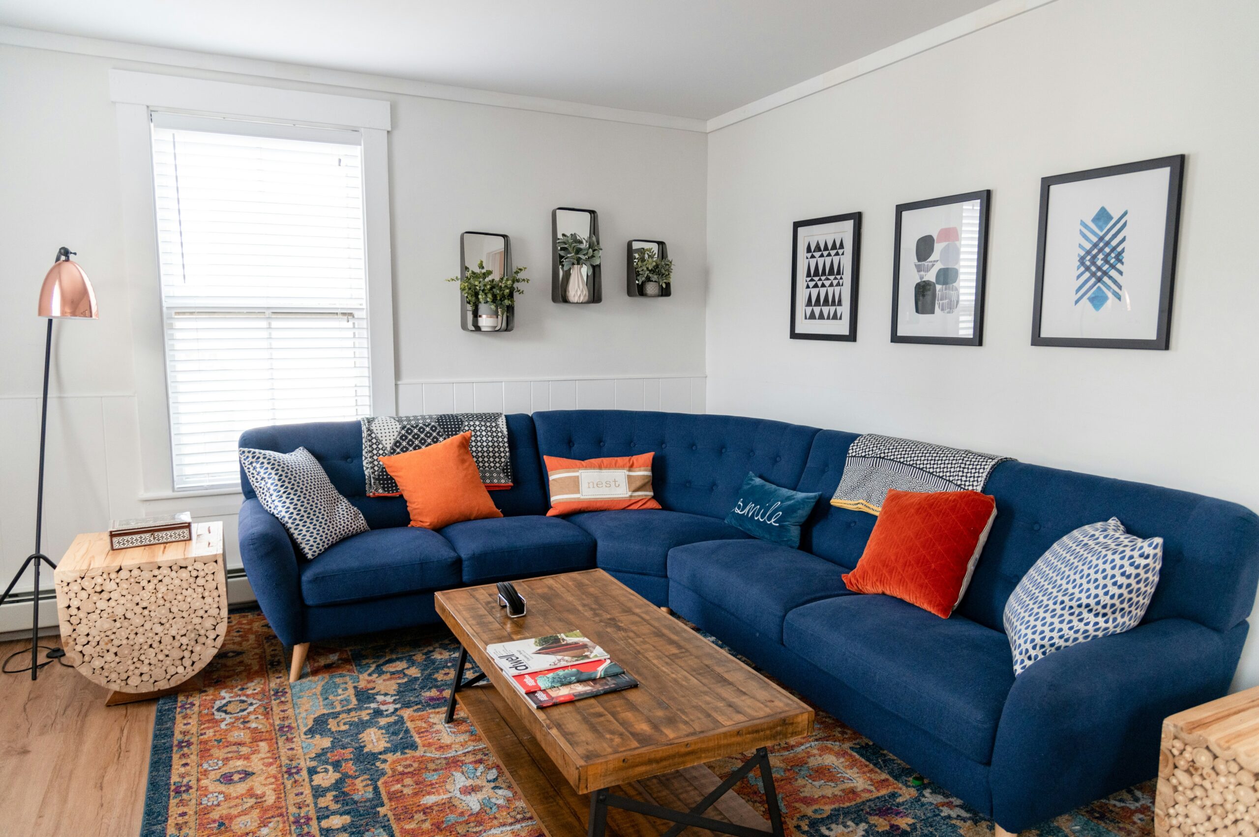 what is Bauhaus style decor? This interior design style is colorful and fun. Pictured: A living room with Bauhaus design