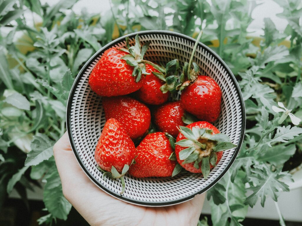 Easy Dessert for 4th of July pictured: strawberries