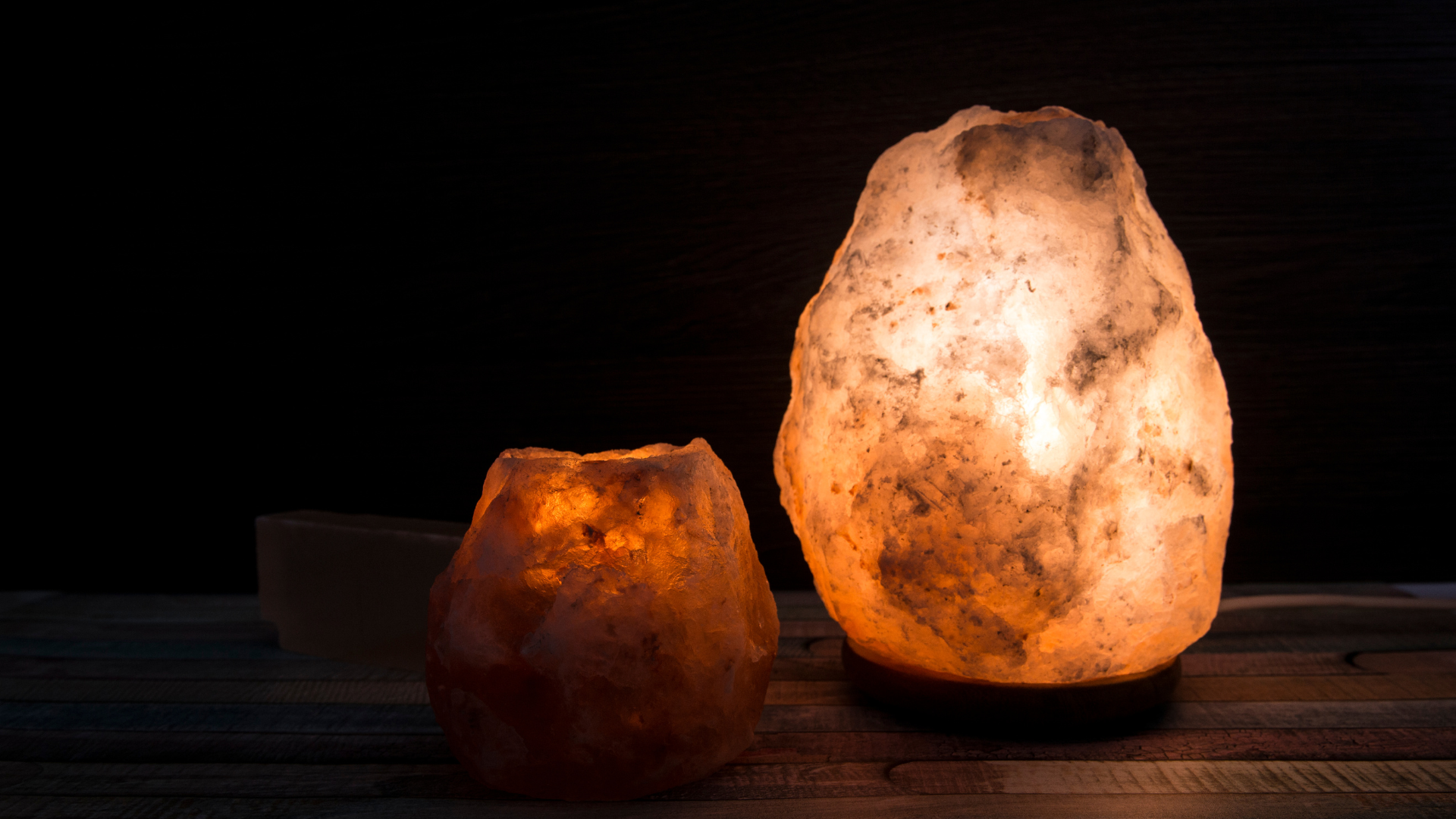 Electrical Himalayan pink rock salt lamp illuminated 