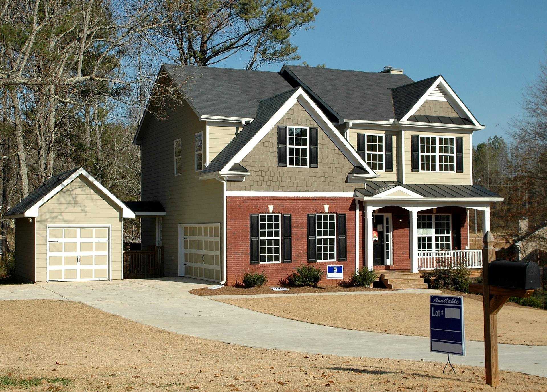 Multi-colored house with vinyl panels