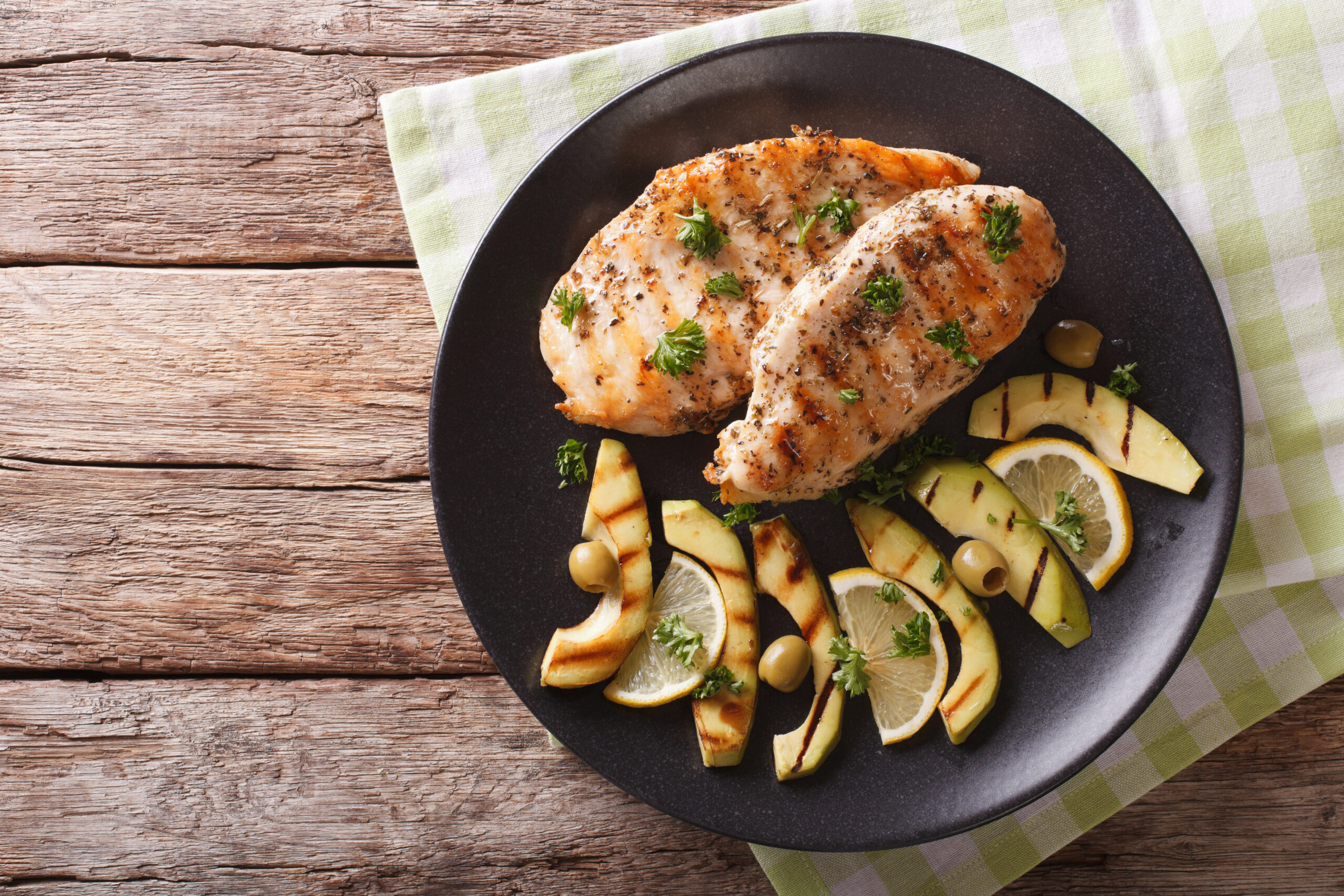 grilled chicken with olive sauce