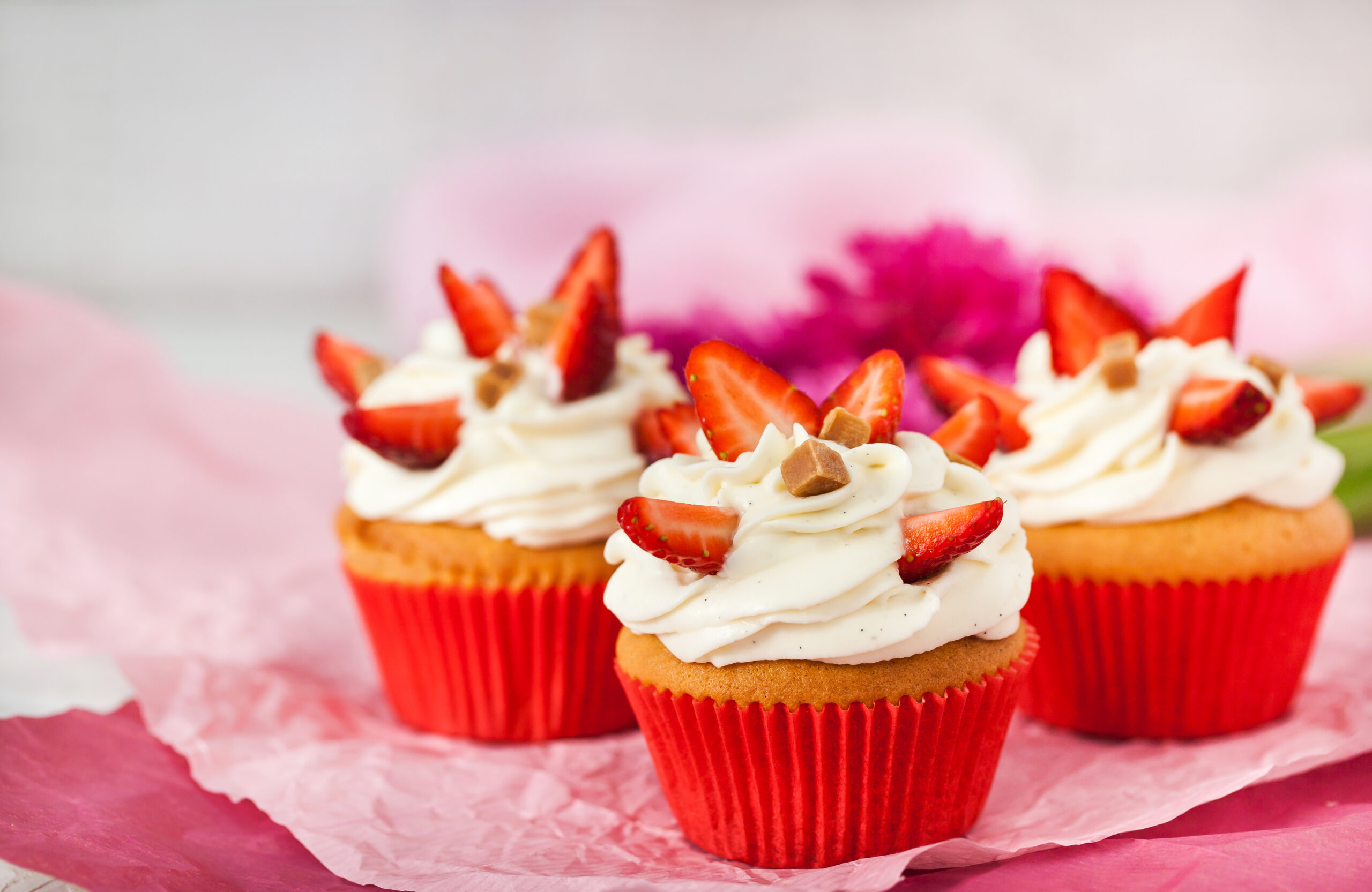 strawberry shortcake cupcake