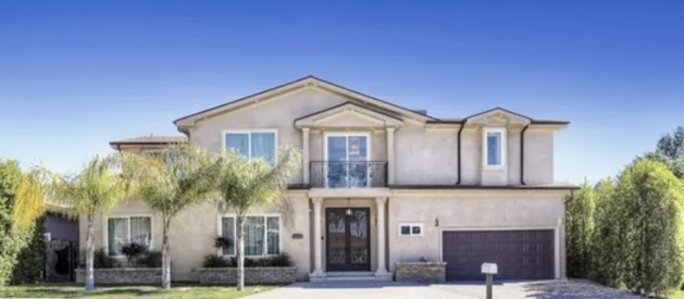 After fame, Kali Uchis lived in a lavish and beautiful home.